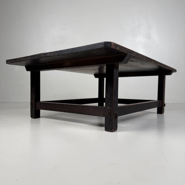 This minimalist Japanese low table from the Meiji period aligns beautifully with the mingei tradition: simple, functional,...