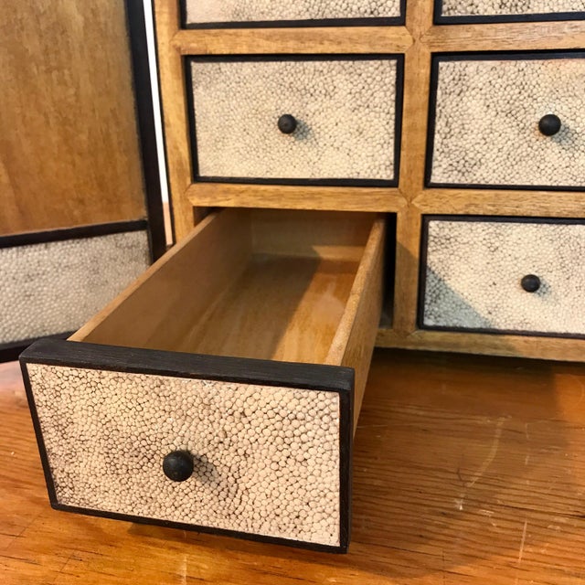 Modern R&Y Augousti, Paris Shagreen and Lacquered Jewelry Box For Sale - Image 3 of 12