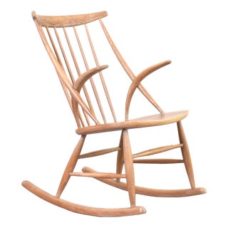 Mid-Century Modern Oak Rocking Chair by Illum Wikkelsø for Niels Eilersen, 1950s For Sale