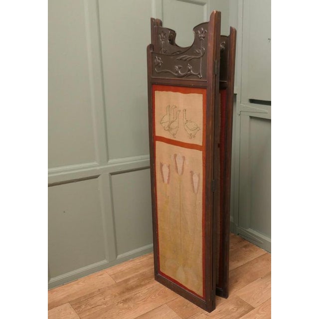 Metal Art Nouveau Folding Screen in Copper and Oak, 1890 For Sale - Image 7 of 8