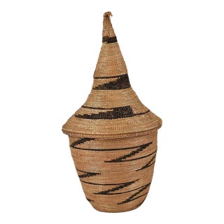 Early 20th Century Tutsi Basket with Lid Rwanda For Sale