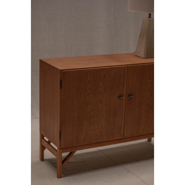 Model No. 232 China Cabinet by Borge Mogensen, 1960s For Sale - Image 16 of 18