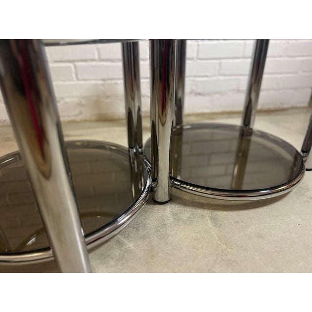 1970s Chrome & Smoked Glass Oval Coffee Table, Paul Mayen Style - Interlocking Ring Base For Sale - Image 4 of 7