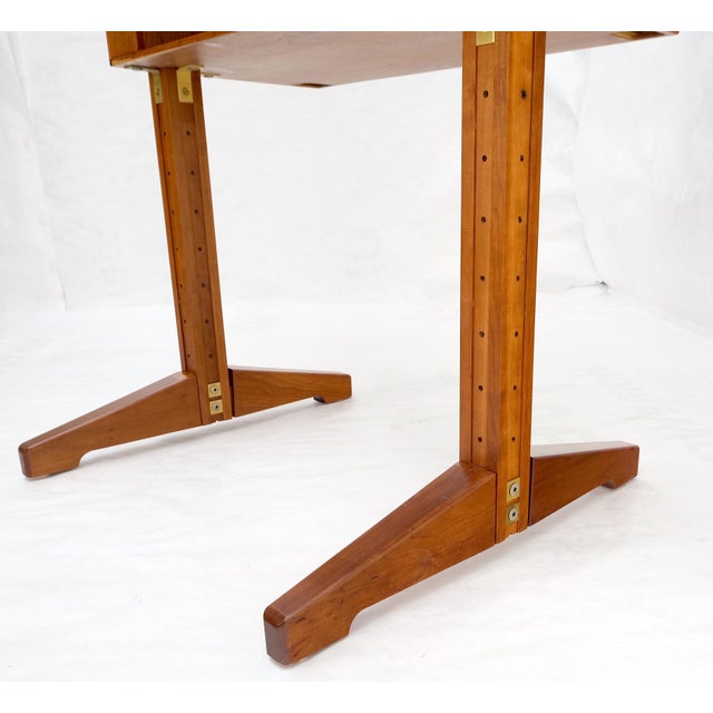 Mid-Century Modern Custom Stereo Equipment Etagere Shelf W/ Sophisticated Concealed Chaise Way For Sale - Image 3 of 12