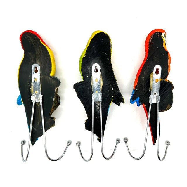 1990s Tropical Parrot Resin Wall Hooks – Set of 3 – Whimsical / Maximalist For Sale In Houston - Image 6 of 12