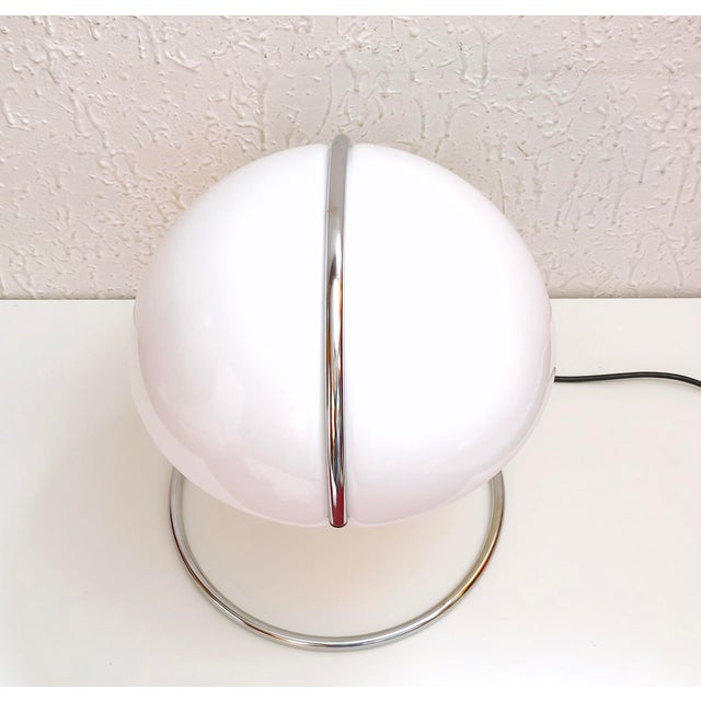 Conchiglia Table Lamp by Luigi Massoni and Luciano Buttura for Guzzini from Meblo, Yugoslavia, 1960s For Sale - Image 6 of 18