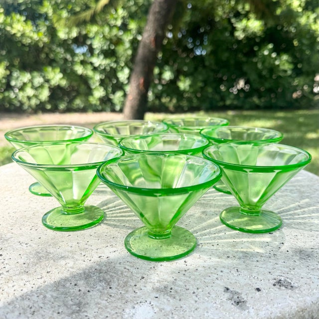 Traditional Vintage Green Federal Glass Sherbet Dishes - Set of 8 For Sale - Image 3 of 9