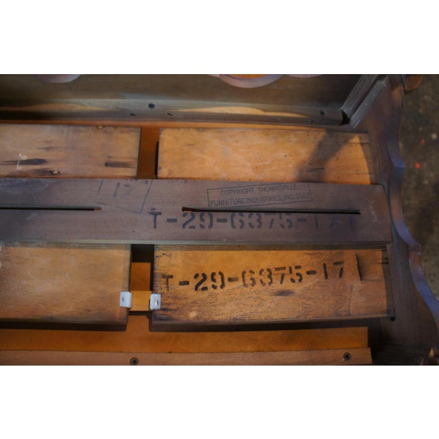 1967 Thomasville Furniture Queen Anne Cherry Side Tea Table For Sale - Image 9 of 11