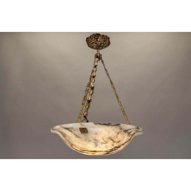 French Art Deco White Alabaster Pendant Light with Dark Veining, 1920 For Sale - Image 14 of 18