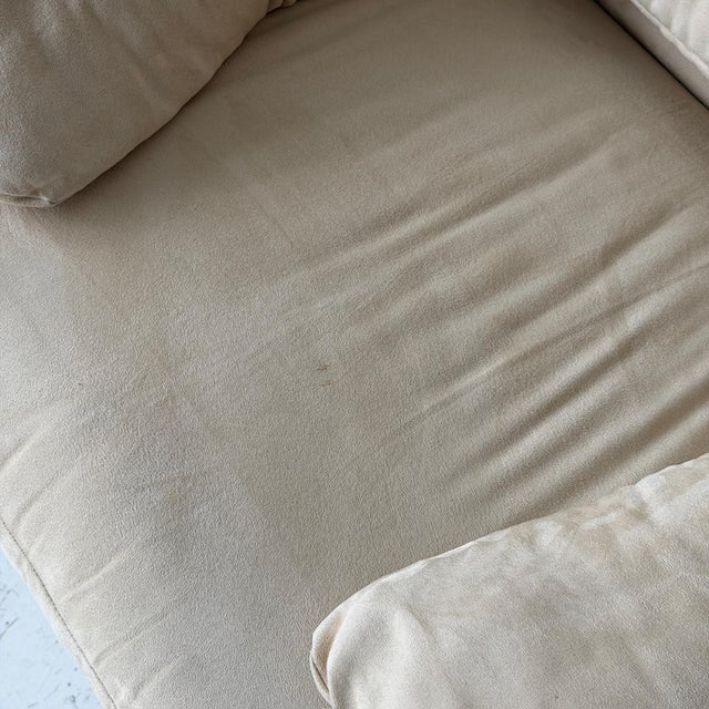 Cassina Maralunga Chair by Vico Magistretti for Cassina For Sale - Image 4 of 8