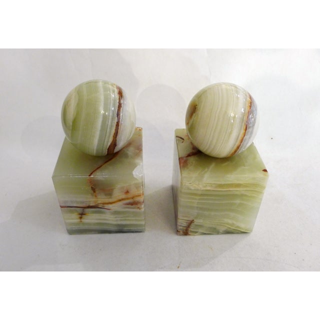 Mid-Century Italian Modernist Sculptural Bookends in Onyx, 1950s, Set of 2 For Sale - Image 4 of 15