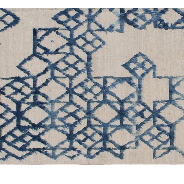 8x10 Ariana Modern Kilim | White & Blue Geometric Handmade Rug For Sale - Image 4 of 6