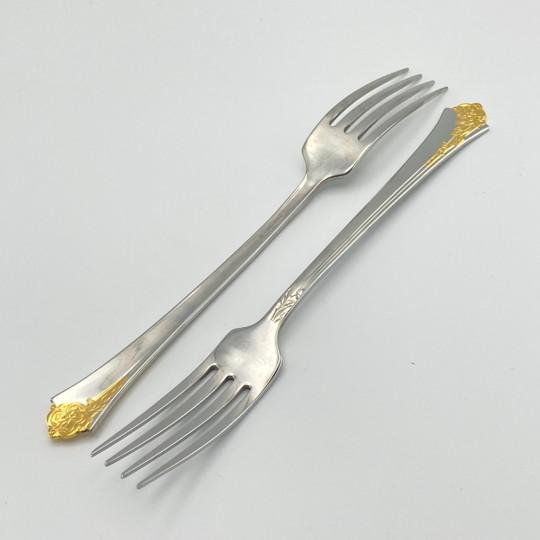 Silver Oneida Cube Golden Damask Rose 59-Piece Set (Service for 10 + 8 Hostess PCS + Wooden Chest) Vintage Stainless Steel With Gold Accent For Sale - Image 8 of 18