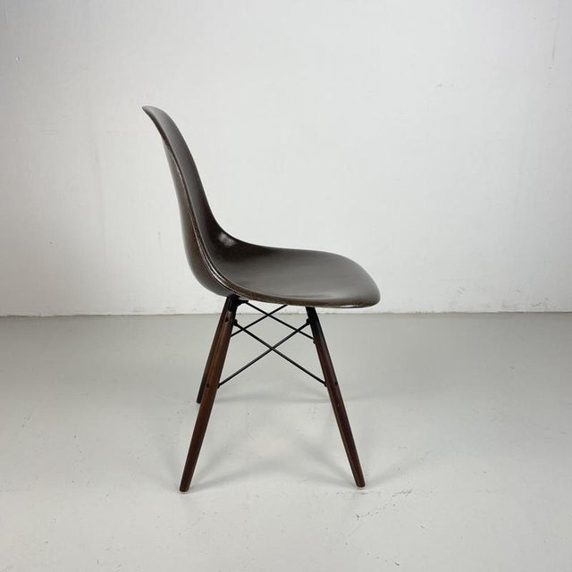Plastic DSW Side Chair by Charles and Ray Eames for Herman Miller, 1960s For Sale - Image 7 of 10