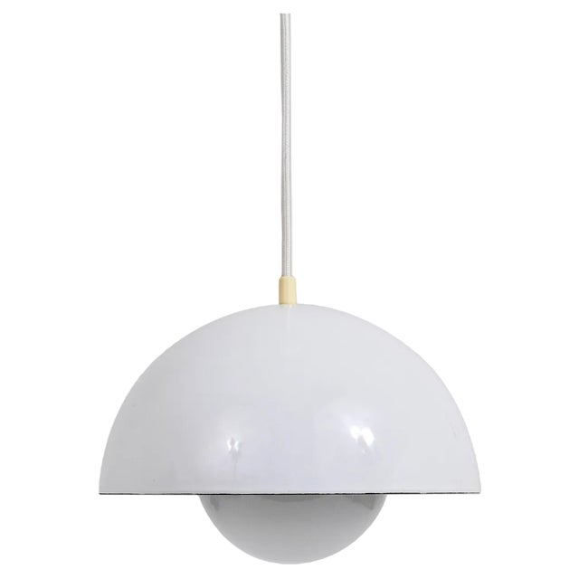 White Flowerpot Pendant Lamp by Verner Panton for Louis Poulsen, 1969 For Sale