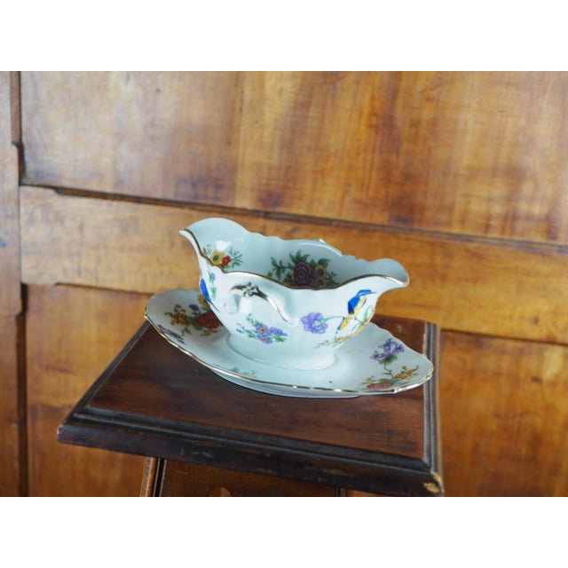 Baroque Early 20th French Limoges Sauce Boat With Kingfisher and Flower Decoration For Sale - Image 3 of 13