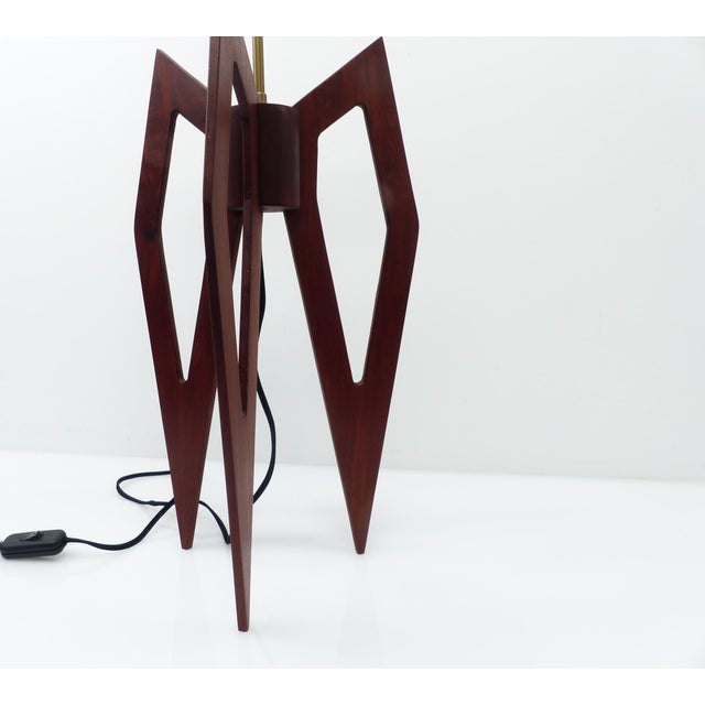 Large Sculptural Tripod Lamp in Stained Wood with Compass-Shaped Lines, 1960s For Sale - Image 4 of 11