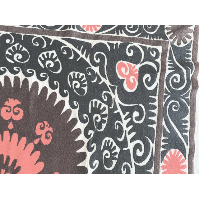1960s Decorative Vintage Suzani Tablecloth From Uzbek For Sale - Image 5 of 8