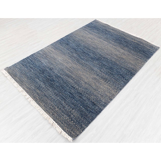 4' x 6' Savannah Hand Knotted Modern Blue Gray Wool & Silk Rug For Sale - Image 6 of 18