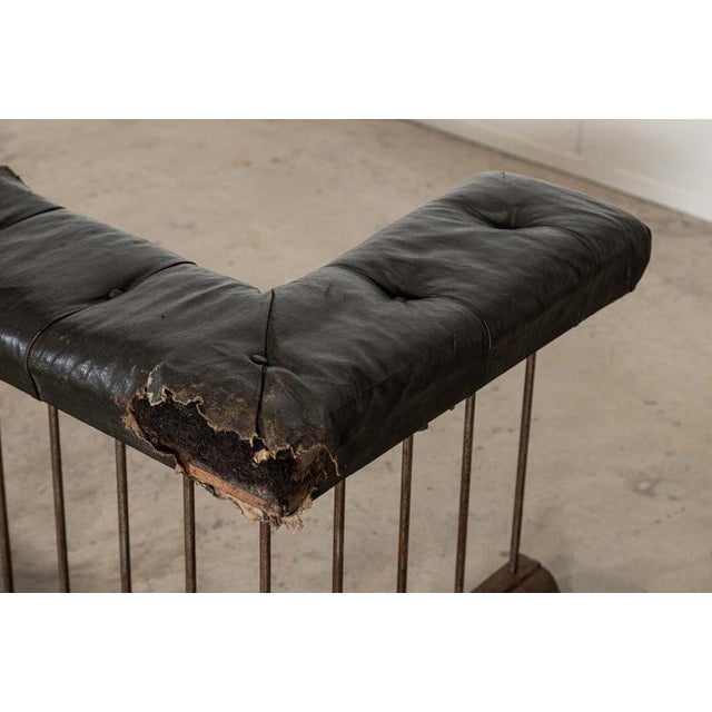 Large 19th Century English Iron and Brass Club Fender, 1890 For Sale - Image 11 of 16