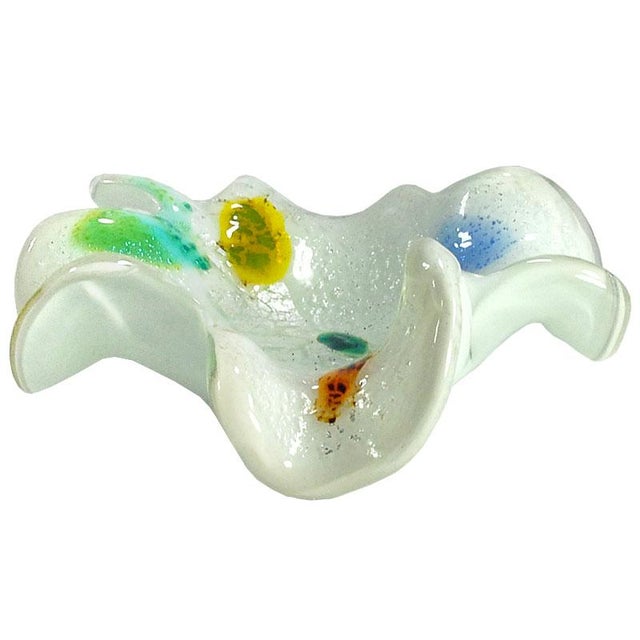 Large Vintage Murano Glass Dish in the style of Barbini, 1960s For Sale - Image 11 of 11