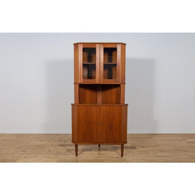 Brown Mid-Century Modern Teak Corner Cabinet, Denmark, 1960s For Sale - Image 8 of 18