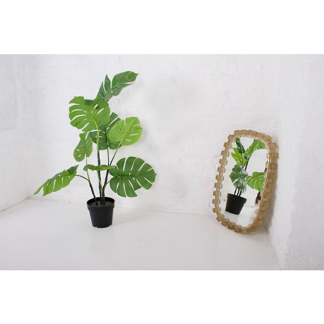 Illuminated Mirror in Amber Acrylic, 1970s For Sale - Image 6 of 11