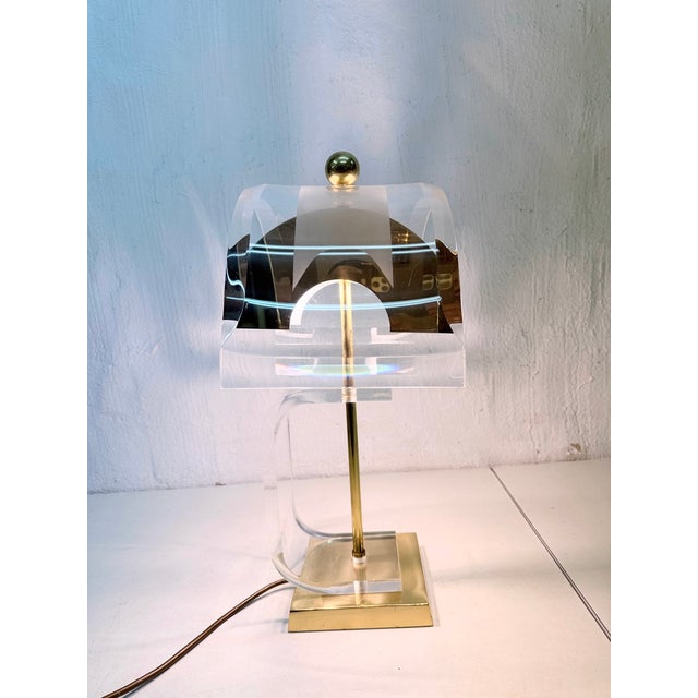 Hollywood Regency Table Lamp in Acrylic and Gold-Plated Metal, 1970s For Sale - Image 12 of 16