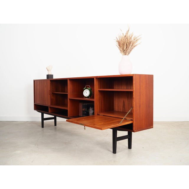 1970s Danish Teak Sideboard, 1970s For Sale - Image 5 of 17