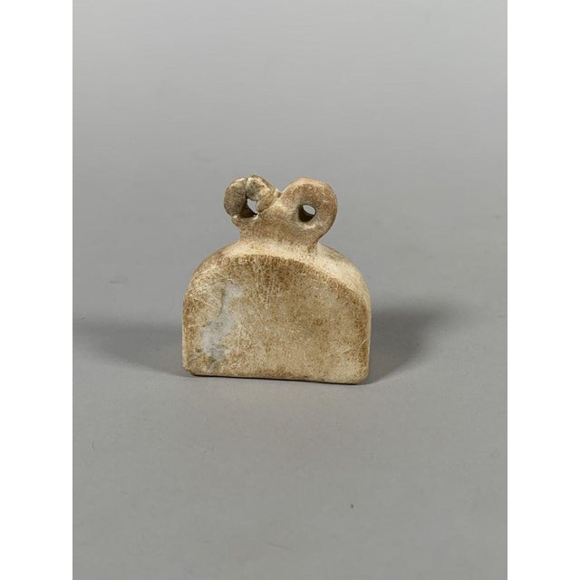 Renaissance Bell-shaped idol with eyes, Tell Brak Archaeology, 4th millennium BC For Sale - Image 3 of 9