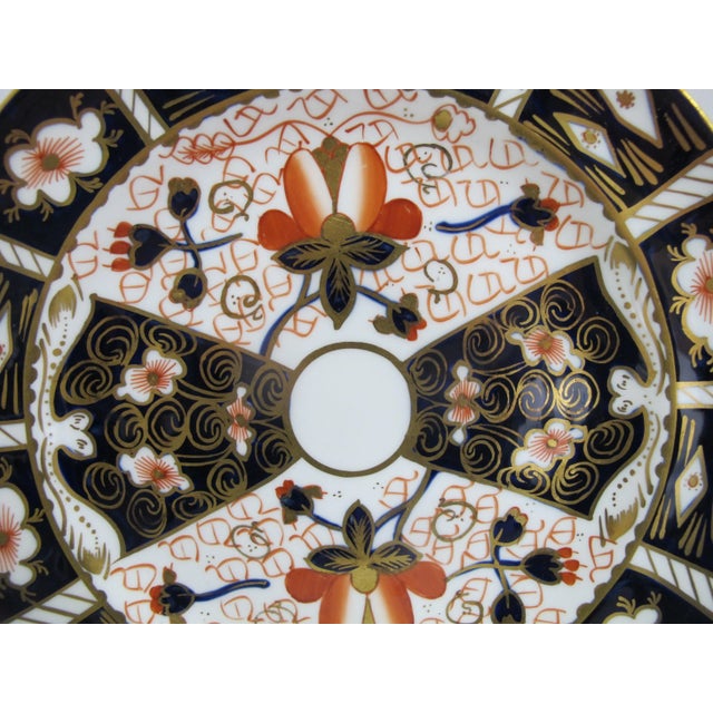 Mid 20th Century Royal Crown Derby 2451 Traditional Imari 8 3/8" Salad Plate - Set of 6 For Sale In Portland, OR - Image 6 of 7