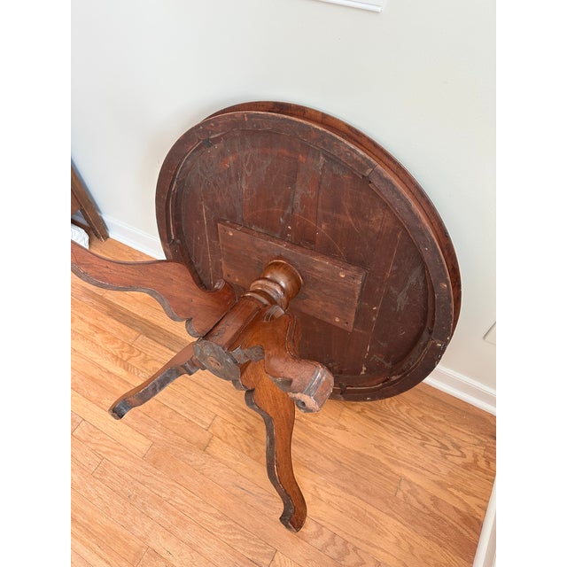 Late 19th Century Vintage Victorian-Style Round Wood Pedestal Coffee Table. For Sale - Image 5 of 8