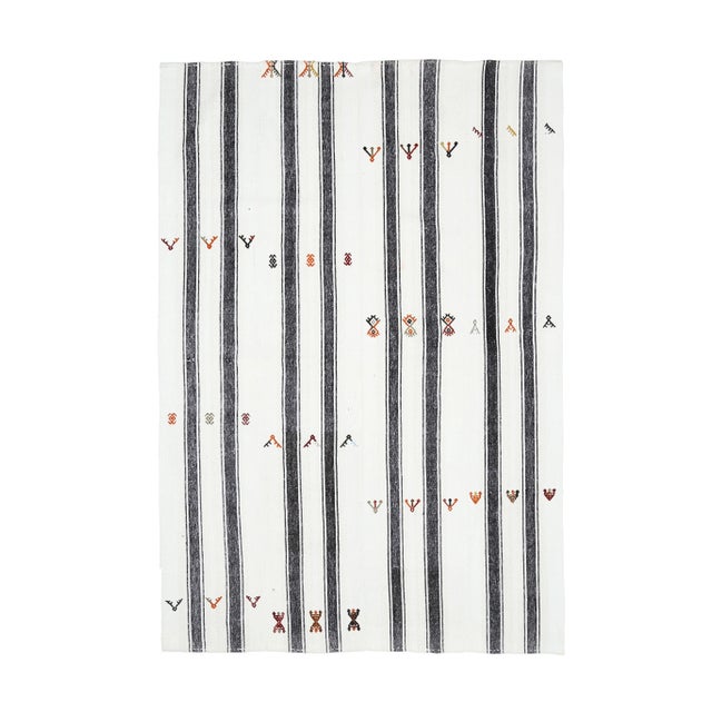 Vintage Turkish Hand-Knotted Wool Cotton White Kilim Area Rug For Sale - Image 10 of 10