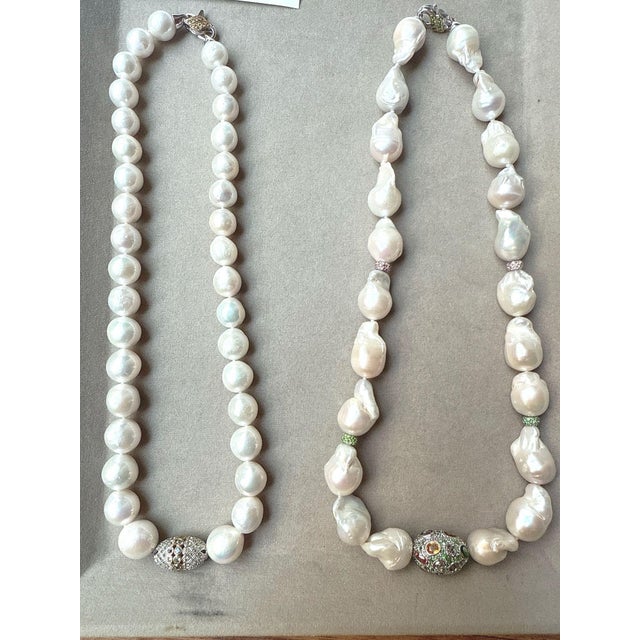 Bochic "Capri" FreshWater Pearl, Pink Sapphire, Peridot & Mix gems Necklace For Sale - Image 4 of 12