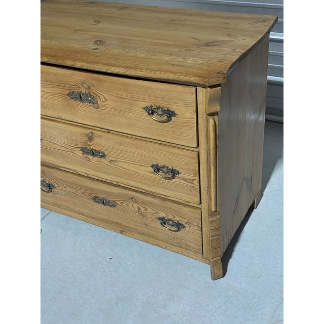 Late 19th Century Antique Pine Three Drawers - Chest of Drawers From England For Sale - Image 5 of 18