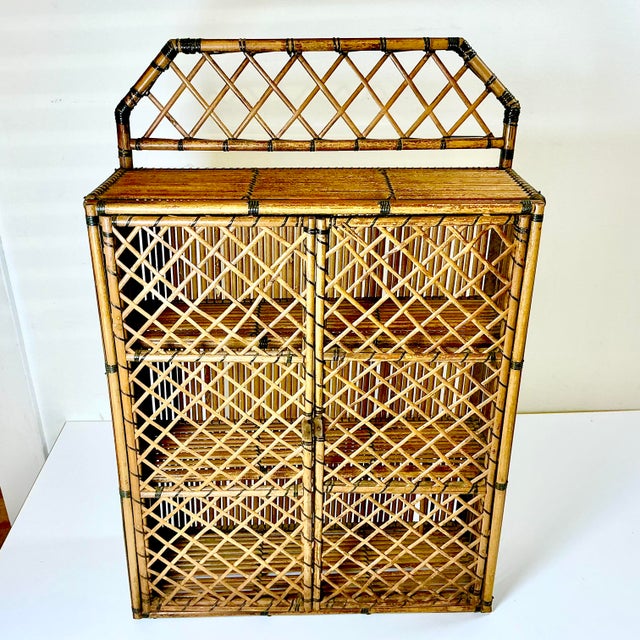 Wood 1970s Vintage Coastal Boho Chic Chippendale Wicker Split Bamboo Wall Mounted 3-Shelf Cabinet For Sale - Image 7 of 12