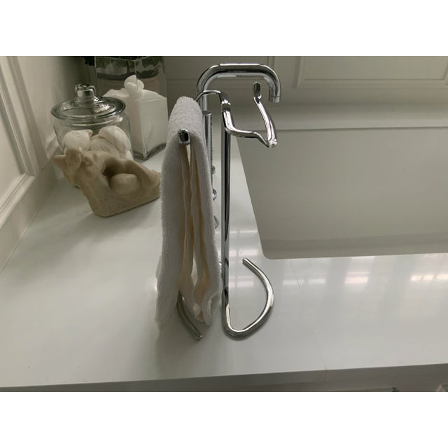 1970s Modern Polished Chrome Hand Towel Holder For Sale - Image 11 of 13