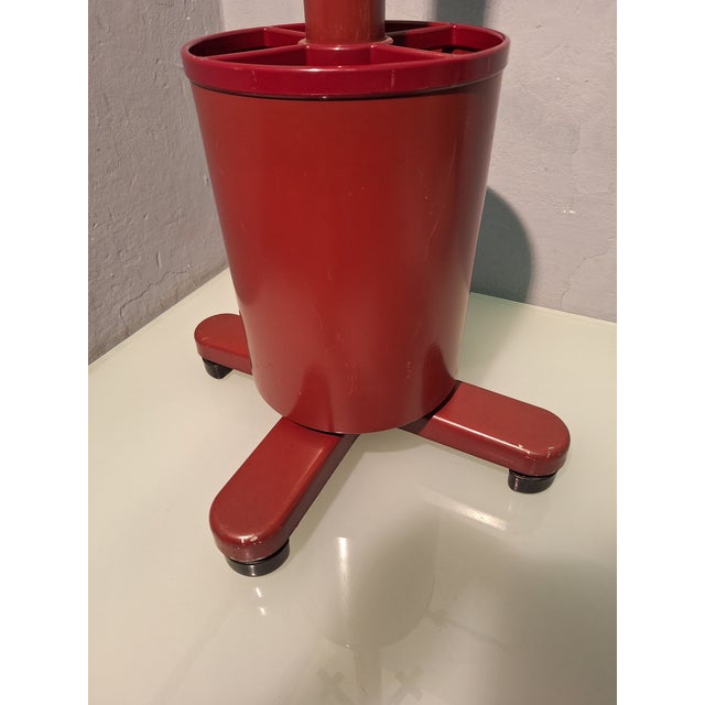 1960s Red Model System 45 Coat Hanger by Ettore Sottsass for Olivetti Syntesis, 1960s For Sale - Image 5 of 16