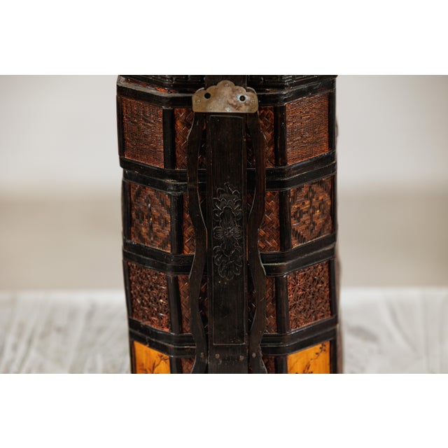 Mid 20th Century Chinese Hexagonal Four-Tier Woven Bamboo Basket with Carved Handle For Sale - Image 9 of 18