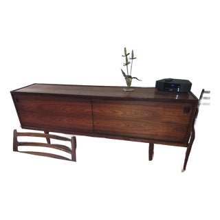 Mid-Century Modern Jl Moller Rosewood Buffet For Sale