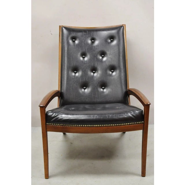 1960s Barney Flagg for Drexel Parallel Walnut Sculpted Lounge Chair and Ottoman For Sale - Image 5 of 13