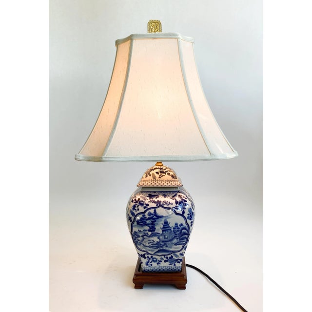 Vintage 1920s Chinese Blue and White Ginger Jar Lamp With Shade For Sale - Image 9 of 11