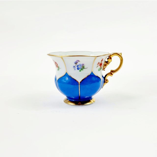 Traditional Meissen Porcelain 'B-Form' Cup, Saucer & Dessert Plate, Germany, 1920s-1930s For Sale - Image 3 of 11