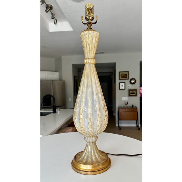 1950s Mid Century Modern Barovier & Toso Murano Coronado d'Oro Glass Table Lamp For Sale In Palm Springs - Image 6 of 17