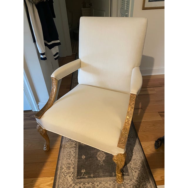 French Pair of Vintage Louis XV Carved Giltwood Fauteuils For Sale - Image 3 of 11