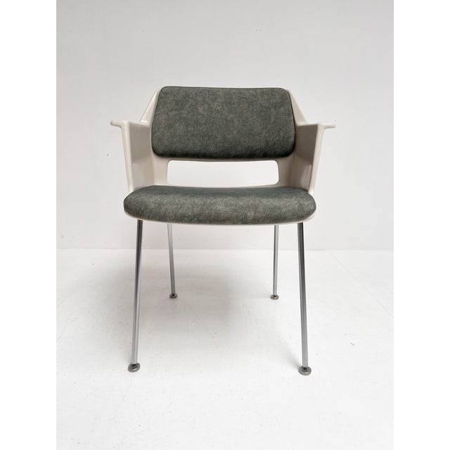 Model 2225 Shell Chair by Andre Cordemeijer for Gispen, 1960s For Sale - Image 10 of 13