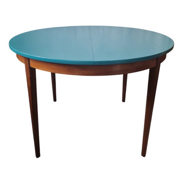 Round Extendable Table in Teak, 1960s For Sale