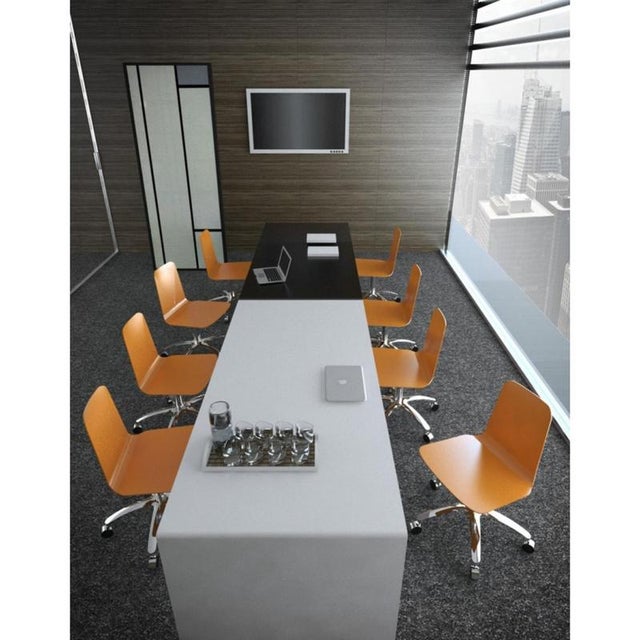 Contemporary Luwan Swivel Chair in Powder-Coated Aluminum by Altreforme For Sale - Image 3 of 8