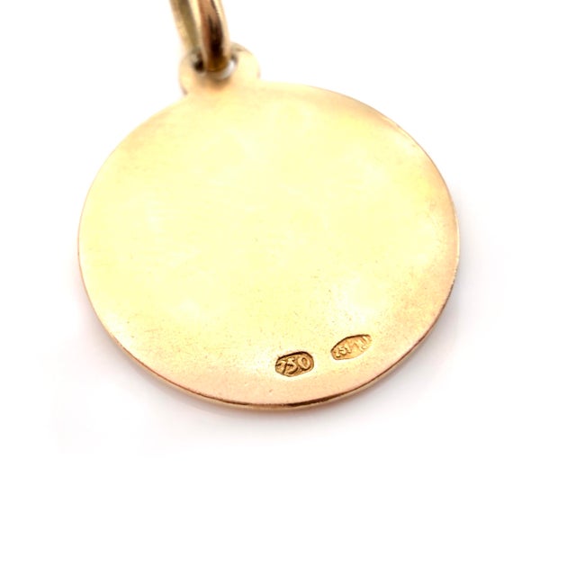 Vintage 1960s Italian 18k Virgin Mary Medallion, Religious Pendant For Sale - Image 11 of 12