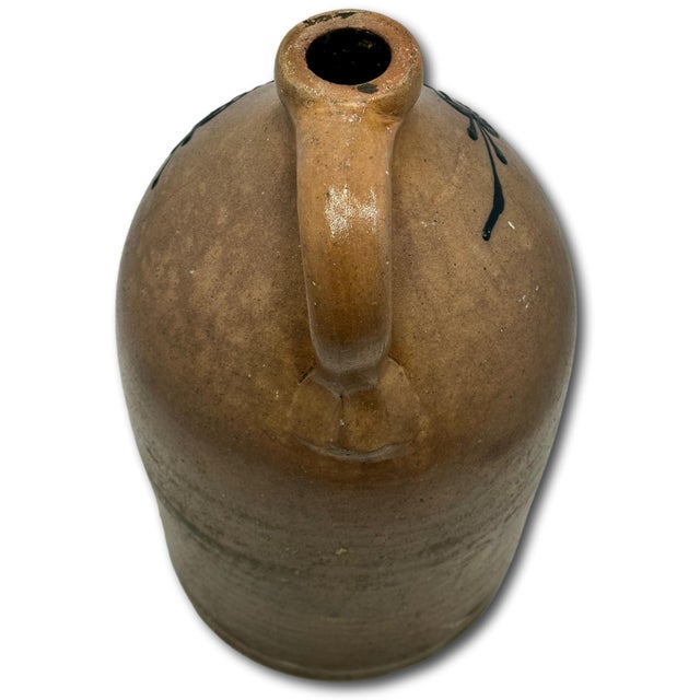 Great Mid 1800s Antique American 2 Galllon Stoneware Jug With Bold Artiscally Hand Decorated Navy Blue Flower Design For Sale - Image 17 of 18